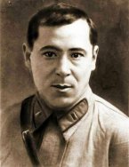 «Умирая, не умрёт герой, Мужество останется в веках…».